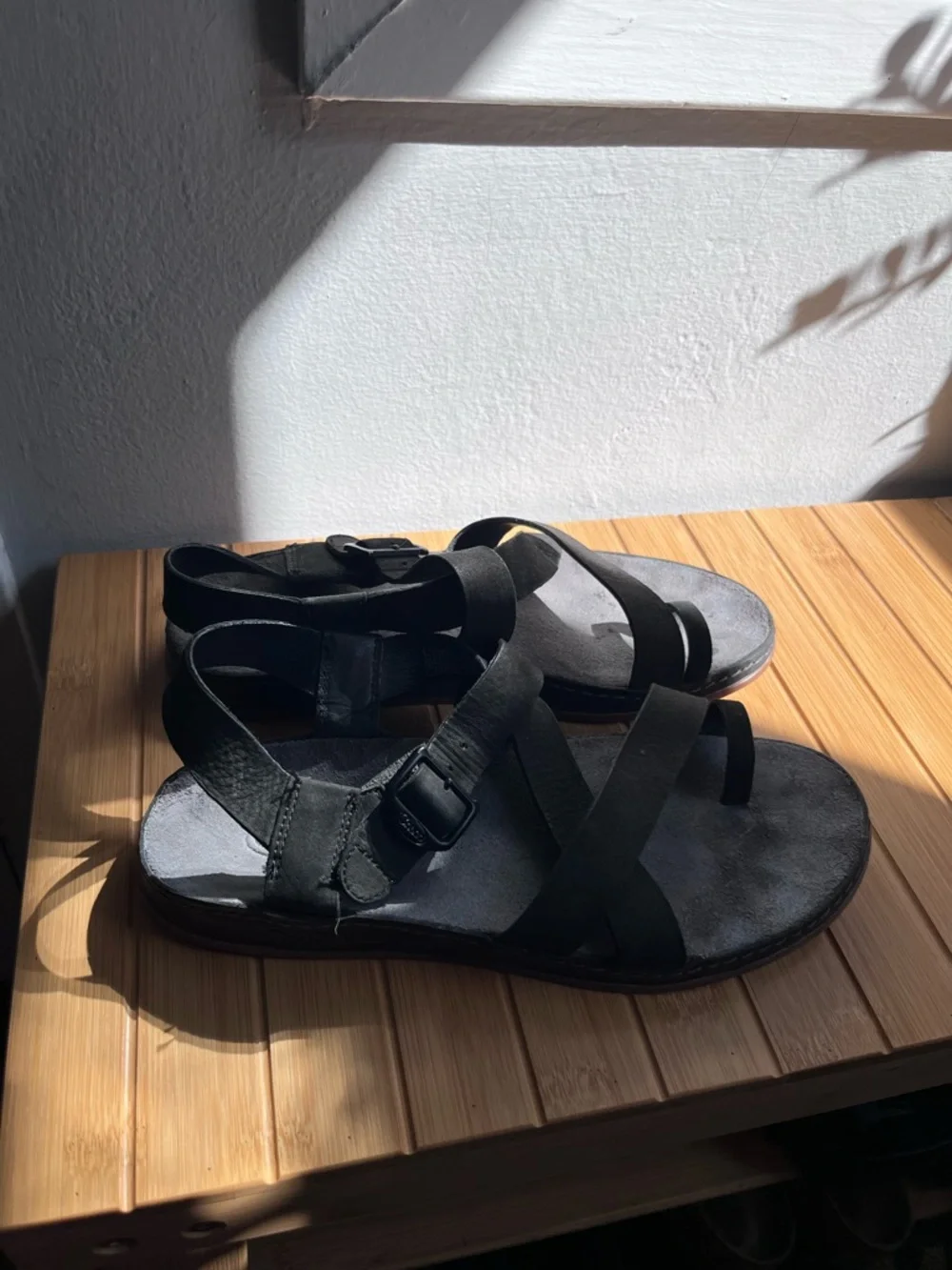 Chaco Wayfarer Loop Sandal Black Leather - Picture 2 of 6